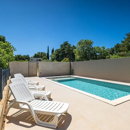 Holiday home 250 Meter Zum Mit Privatpool, Bbq, Klima