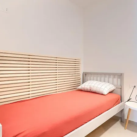 Holiday home 250 Meter Zum Mit Privatpool, Bbq, Klima *