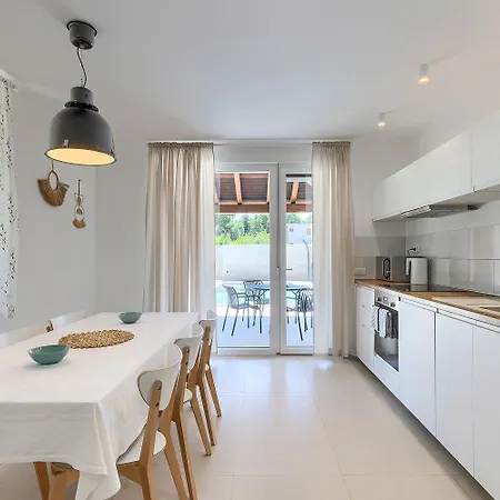 250 Meter Zum Mit Privatpool, Bbq, Klima Casa de Férias